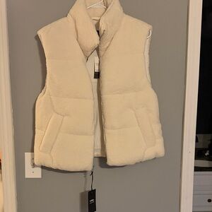 Abercrombie YPB Cream Sherpa Puffer Vest